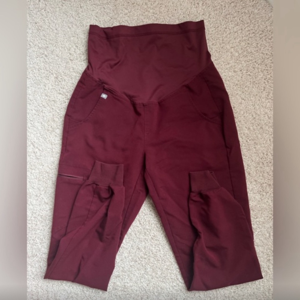 Maternity FIGS joggers Technical Collection XS